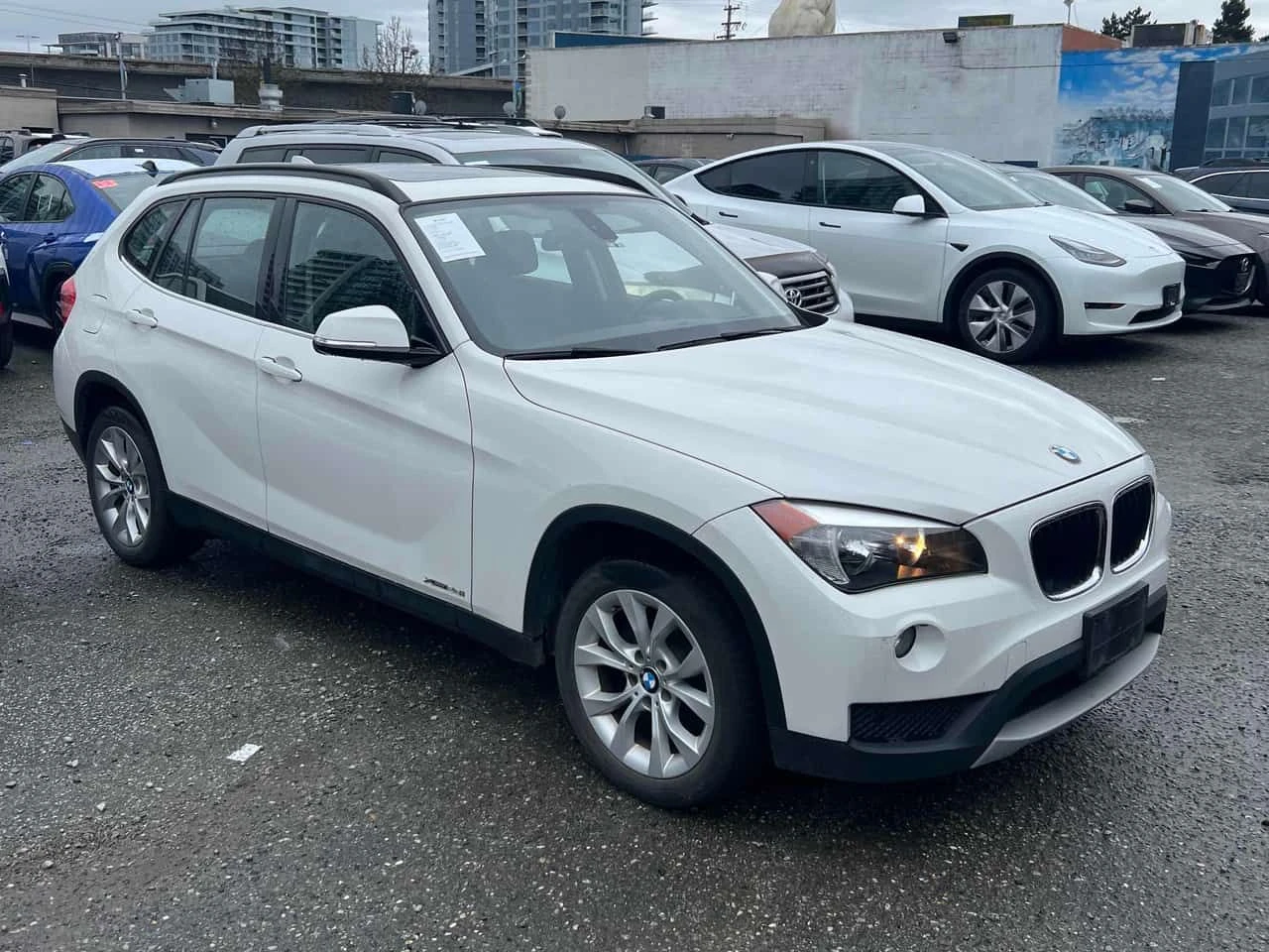 BMW X1 xDrive28i/CARFAX/ПАНОРАМА/ПОДГРЕВИ - изображение 4