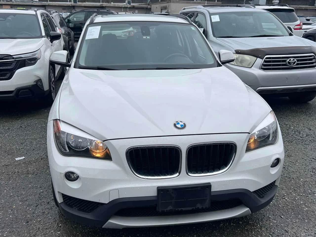 BMW X1 xDrive28i/CARFAX/ПАНОРАМА/ПОДГРЕВИ - изображение 2