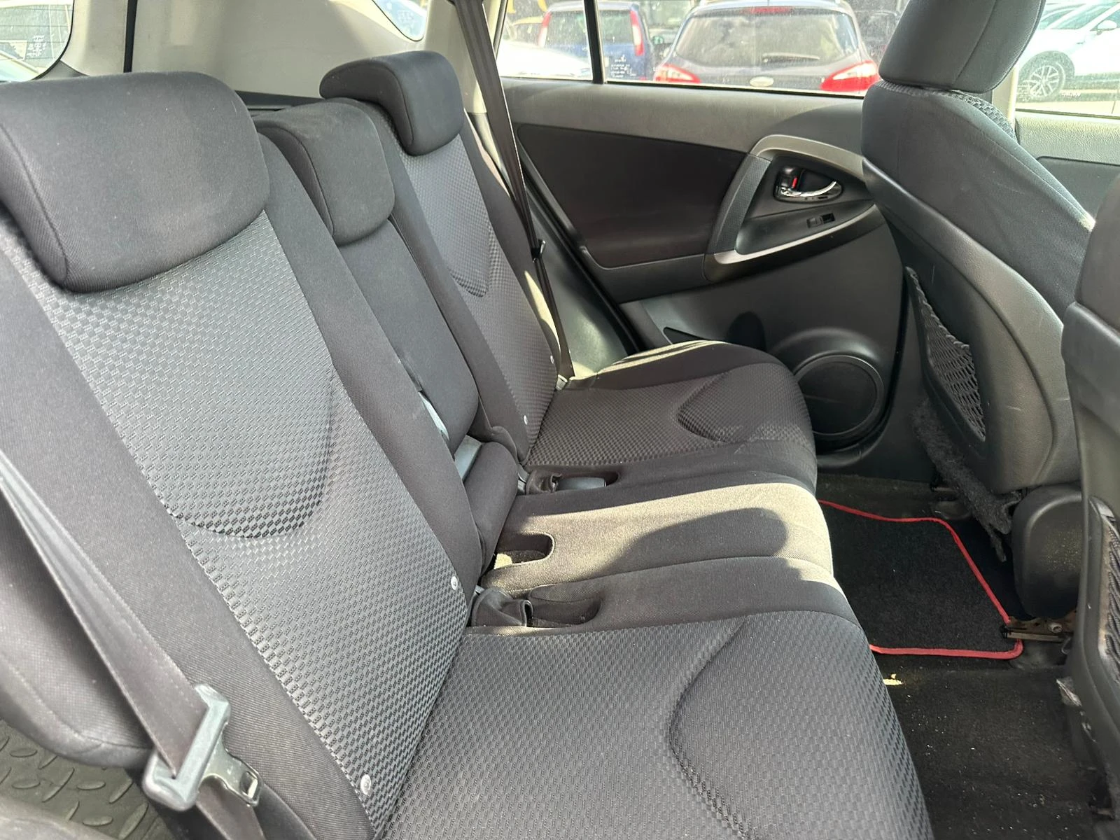 Toyota Rav4 / 2.2D / 150HP / ЗА ДЮЗА /, снимка 11 - Автомобили и джипове - 54643404
