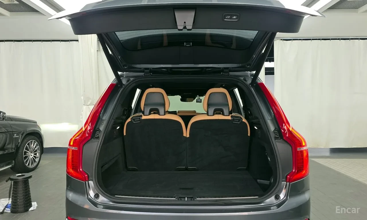 Volvo Xc90 D5 | МАСАЖ | ПОДГРЕВ | ОБДУХ | ЩОРИ | 360 КАМЕРИ , снимка 17 - Автомобили и джипове - 54811223