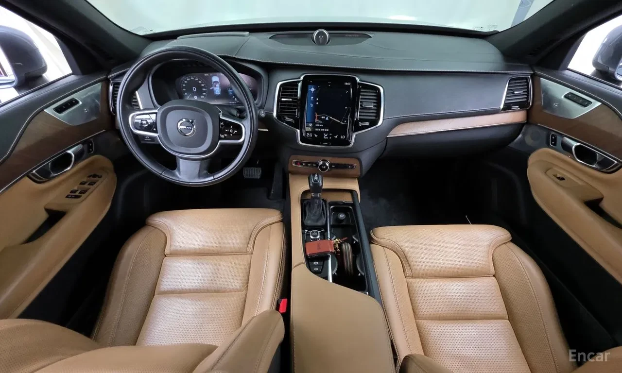 Volvo Xc90 D5 | МАСАЖ | ПОДГРЕВ | ОБДУХ | ЩОРИ | 360 КАМЕРИ , снимка 9 - Автомобили и джипове - 54811223