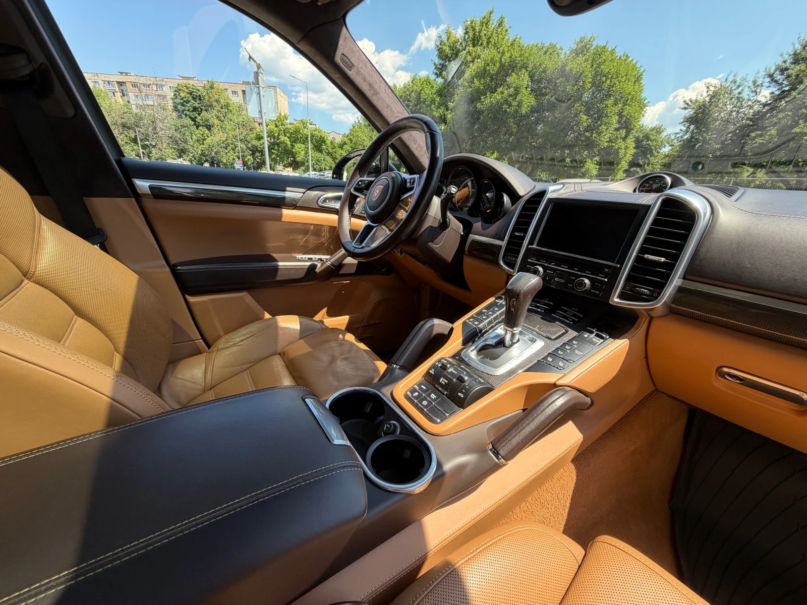 Porsche Cayenne TURBO, снимка 17 - Автомобили и джипове - 55183393