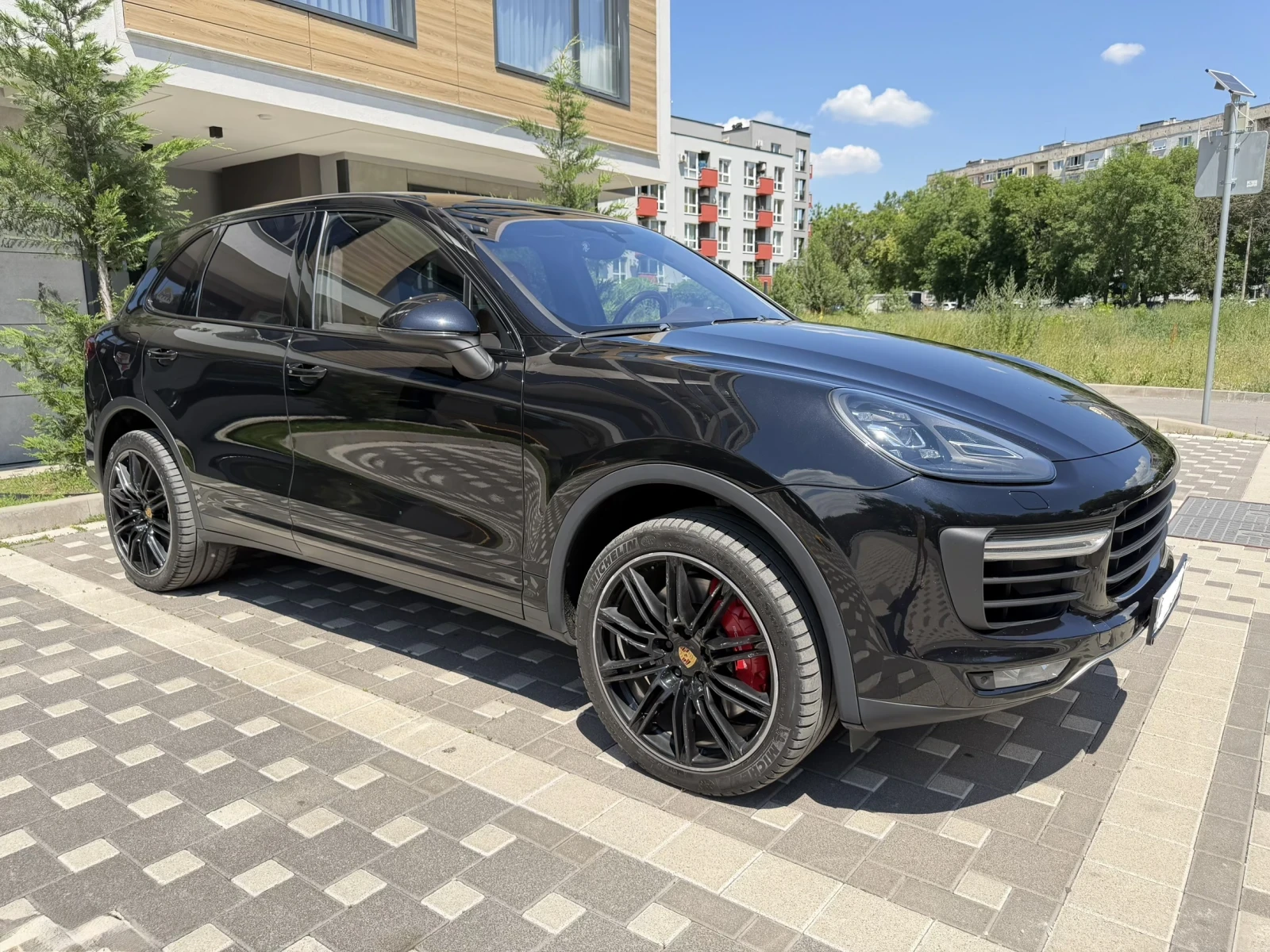 Porsche Cayenne TURBO, снимка 4 - Автомобили и джипове - 55183393