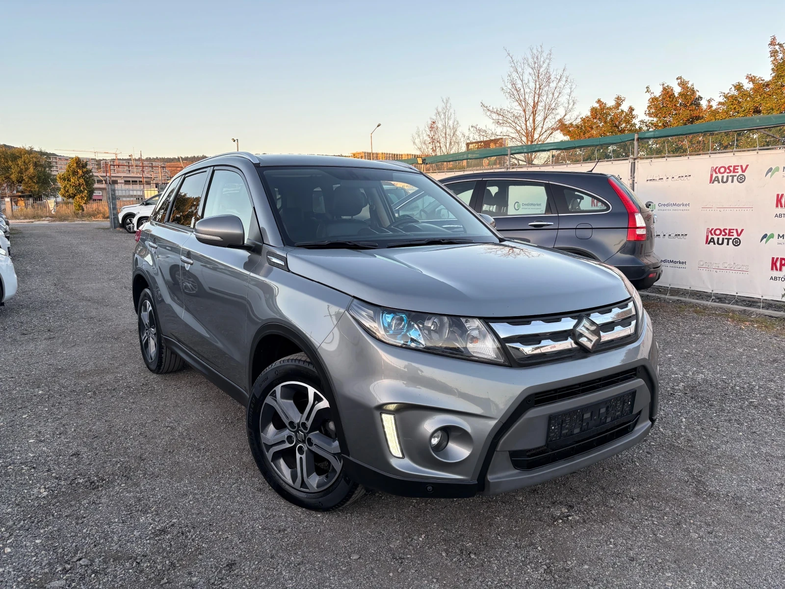 Suzuki Vitara 1.6DDIS 120кс 4x4 , снимка 3 - Автомобили и джипове - 56152104