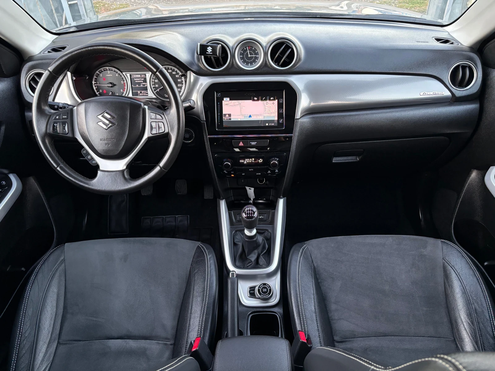 Suzuki Vitara 1.6DDIS 120кс 4x4 , снимка 8 - Автомобили и джипове - 56152104