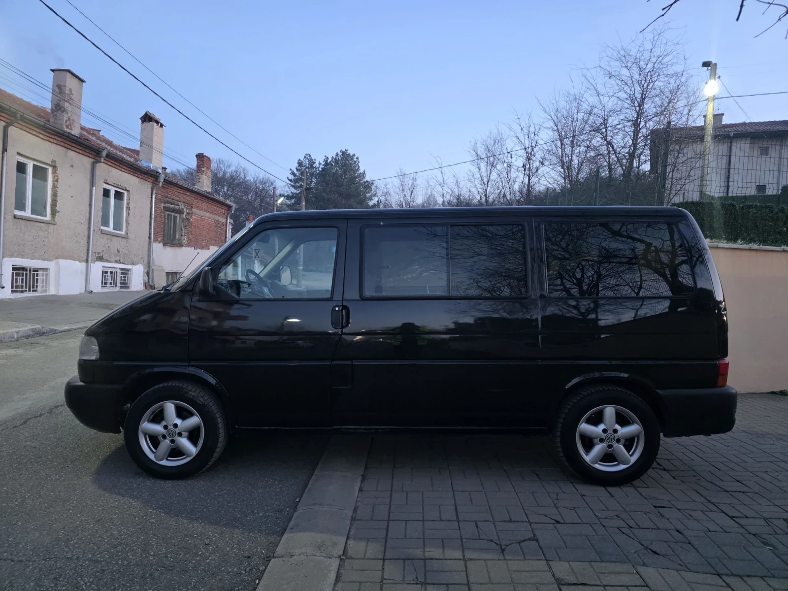 VW Transporter 2, 5TDI.8+ 1.KLIMATIK - изображение 5