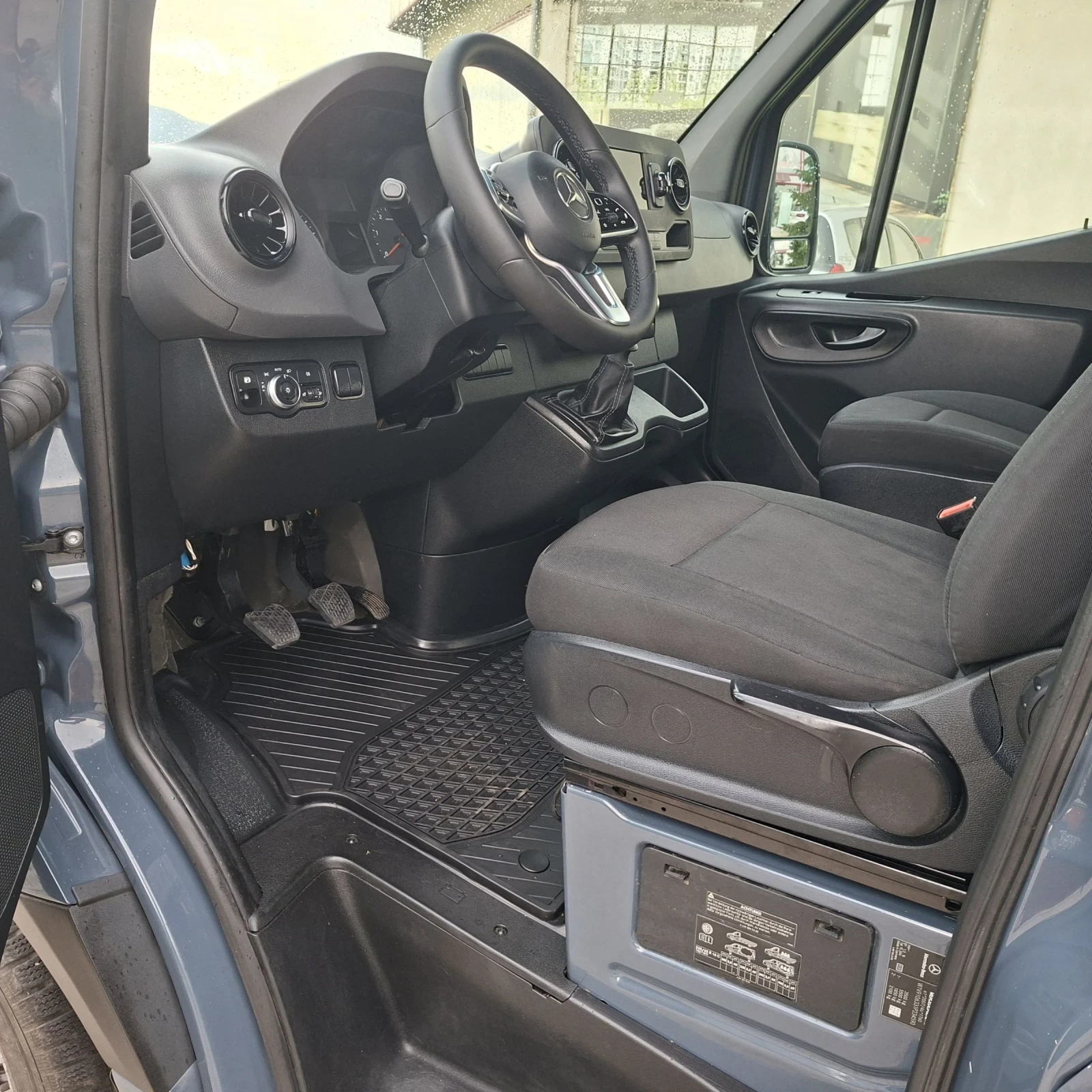 Mercedes-Benz Sprinter 314cdi 2.2 FULL OPTIONS  174000KM, снимка 10 - Бусове и автобуси - 53967890