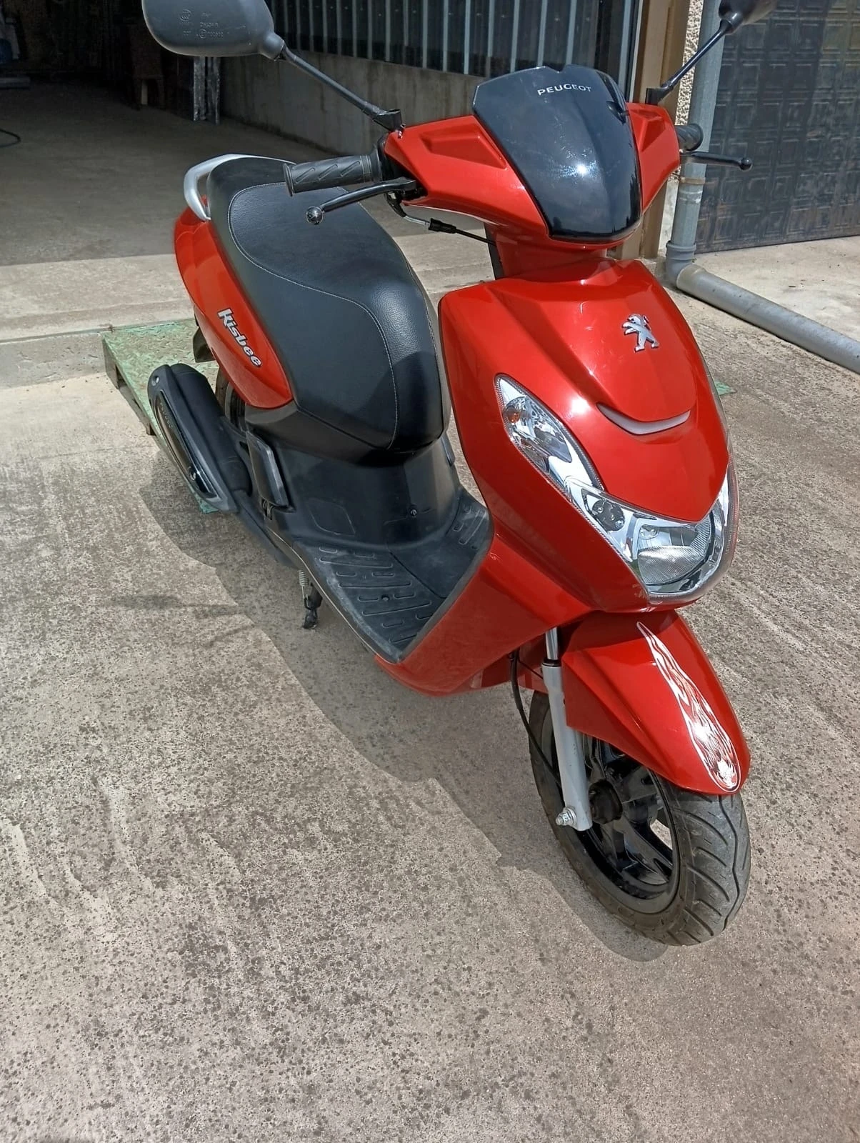 Peugeot Kissbee  - изображение 6
