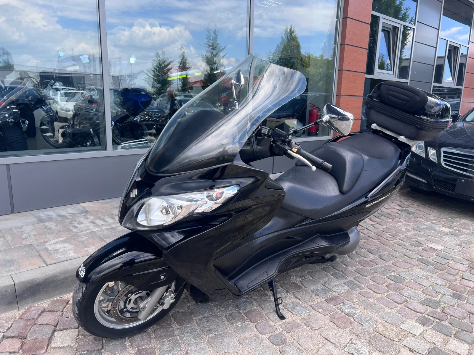 Suzuki Burgman 400 i, снимка 5 - Мотоциклети и мототехника - 54639446