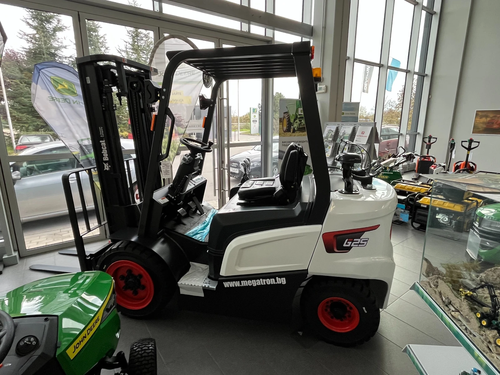  Bobcat G25NXP | Mobile.bg   7