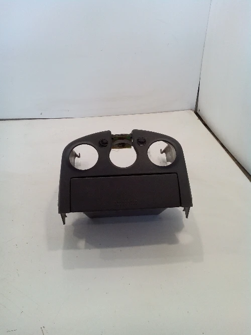 Жабка с конзола за Мицибиши Колт 