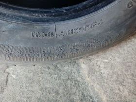Гуми Зимни 235/60R17, снимка 4