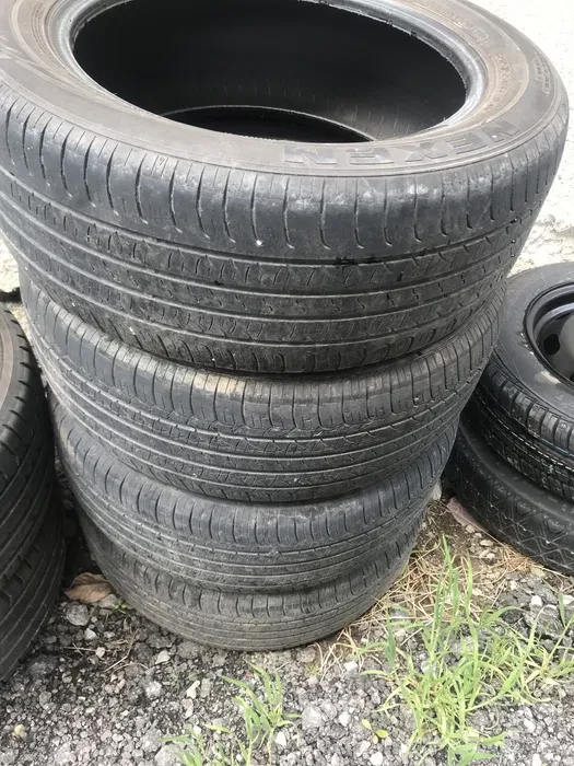 Гуми Летни 215/55R17