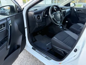 Toyota Auris 1.6-D4D-141000км., снимка 14
