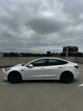 Tesla Model 3 Гаранция Long Range 4x4 Термопомпа, снимка 3