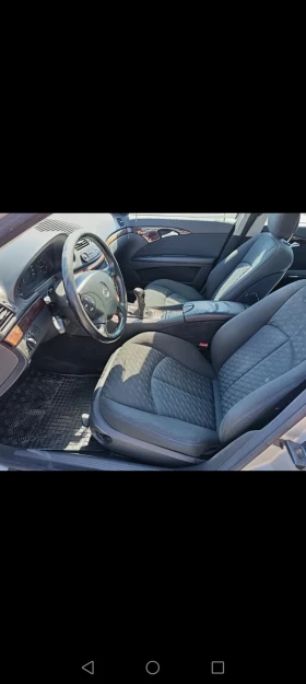 Mercedes-Benz E 220, снимка 7