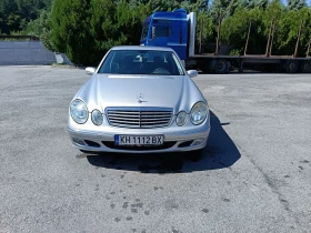 Mercedes-Benz E 220, снимка 2