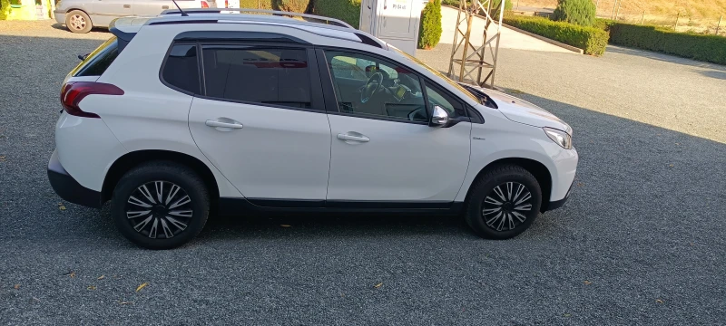 Peugeot 2008 1.2vti 52000km, снимка 7 - Автомобили и джипове - 47314238