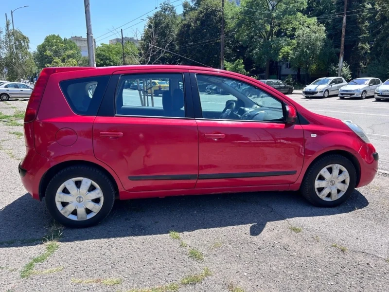 Nissan Note 1.4 Газ/Бензин , снимка 4 - Автомобили и джипове - 48391638