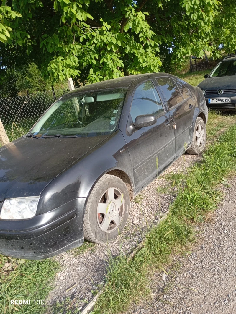 VW Bora, снимка 1 - Автомобили и джипове - 48652488