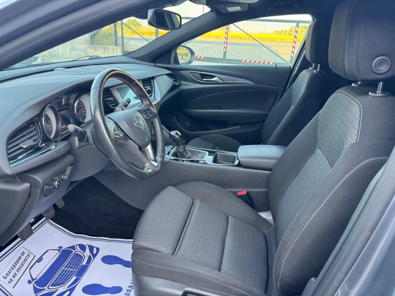 Opel Insignia facelift, снимка 9 - Автомобили и джипове - 50689334