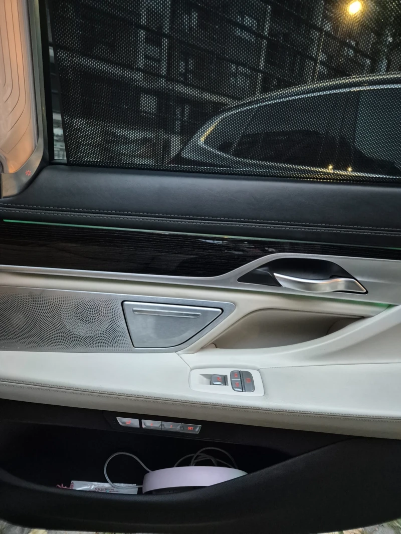 BMW 740 740d Xdrive LongBowers & Wilkins Diamond Surround , снимка 13 - Автомобили и джипове - 52347408