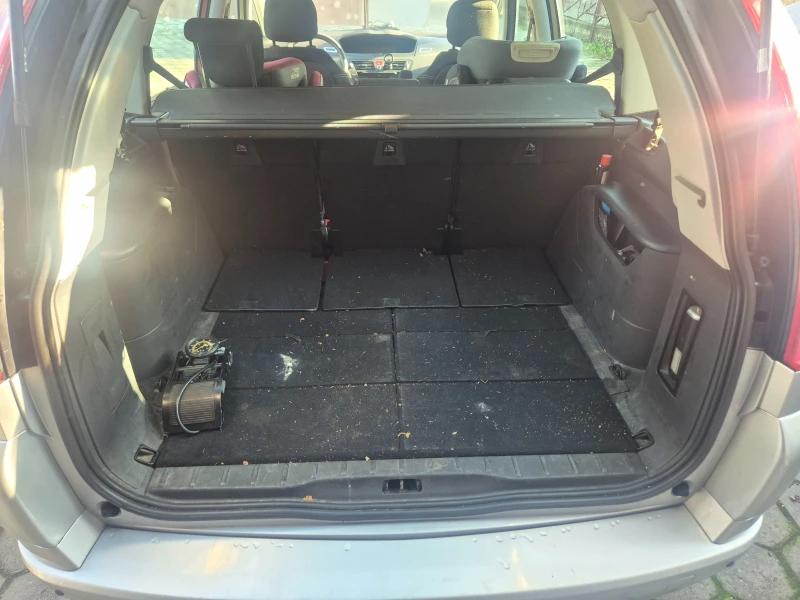 Citroen Grand C4 Picasso, снимка 12 - Автомобили и джипове - 52931461