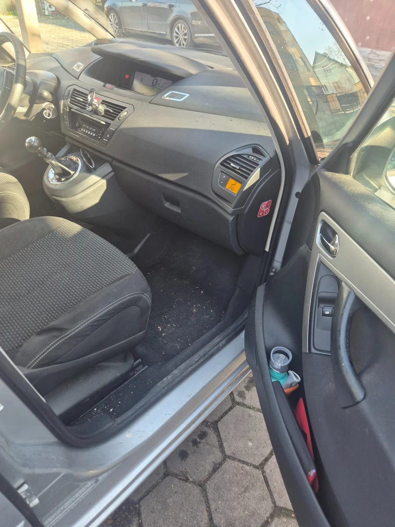 Citroen Grand C4 Picasso, снимка 10 - Автомобили и джипове - 52931461