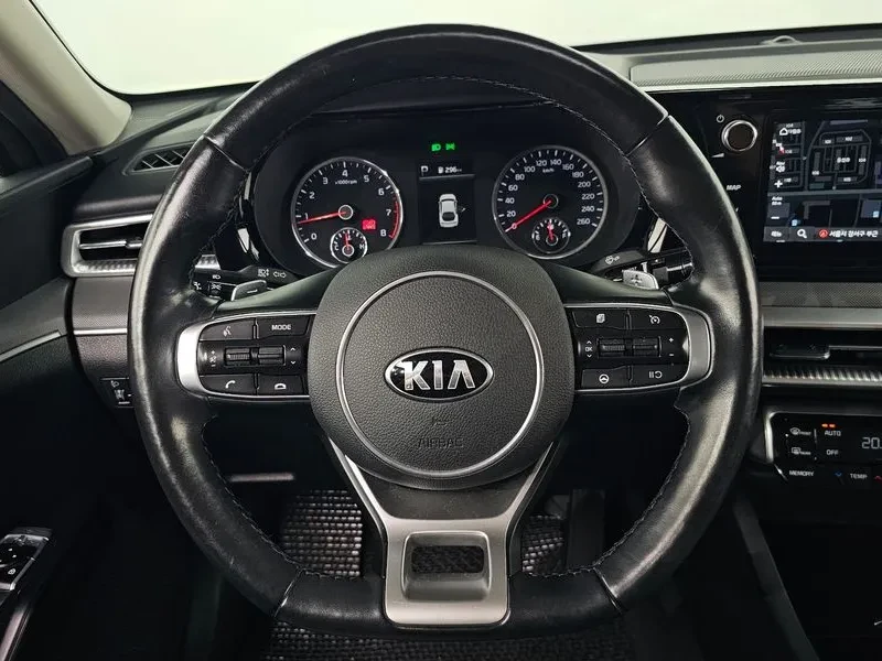 Kia K5 1.6 Turbo Prestige, снимка 13 - Автомобили и джипове - 56698560