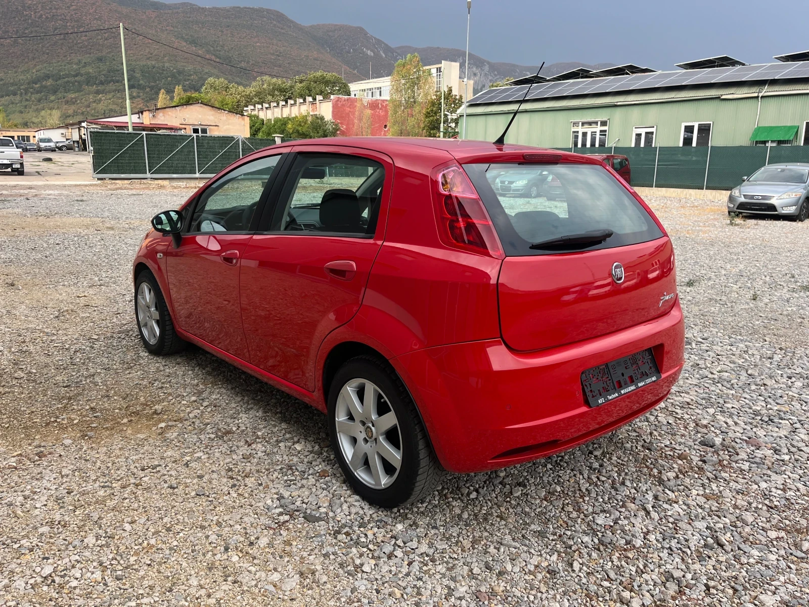 Fiat Punto 1.3M-JET 146 хил км - изображение 5