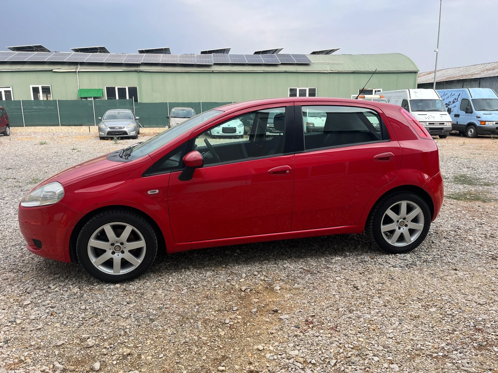 Fiat Punto 1.3M-JET 146 хил км - изображение 4