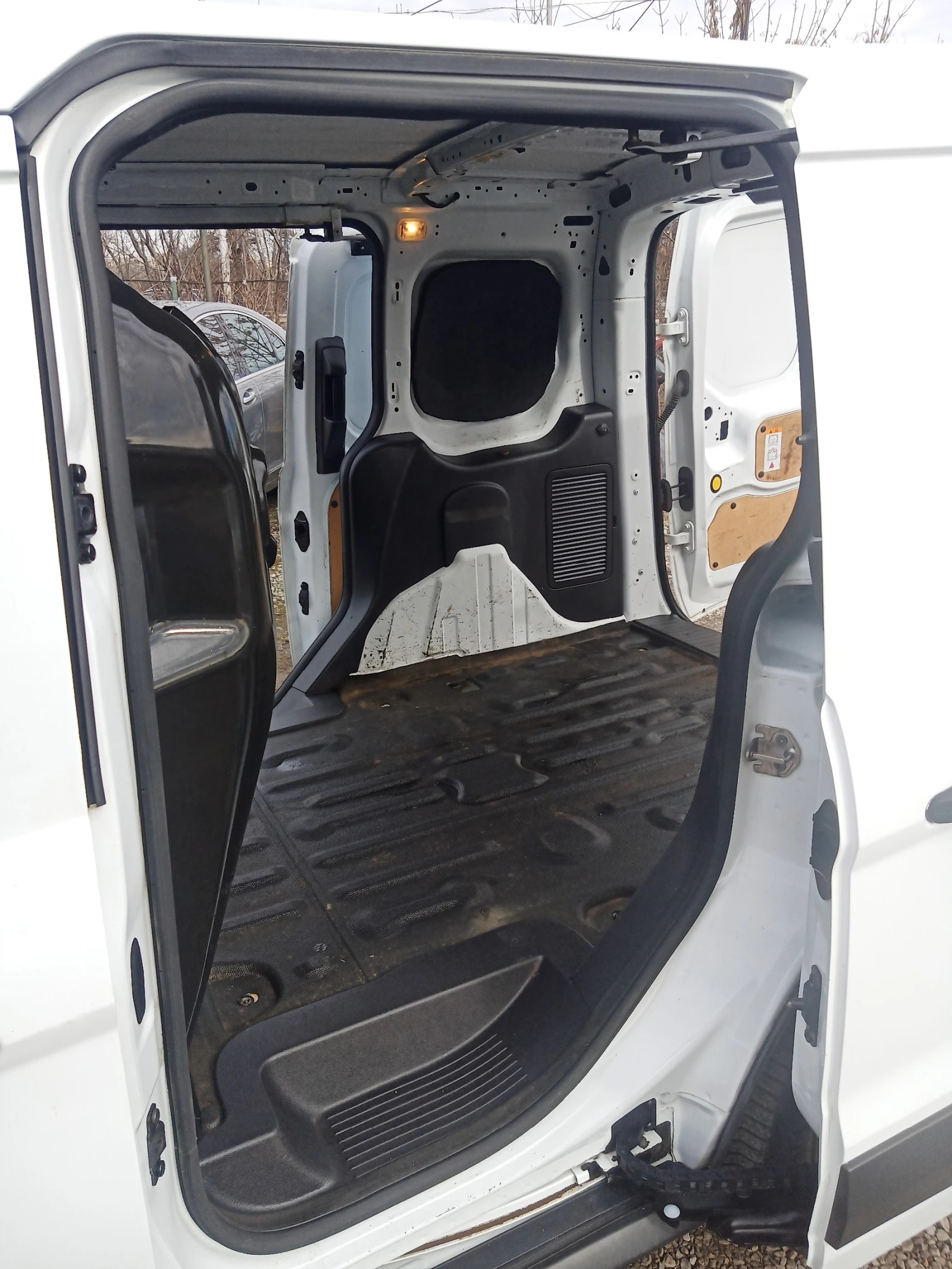 Ford Connect 1, 6TDCI-116k.s. | Mobile.bg — изображение 11