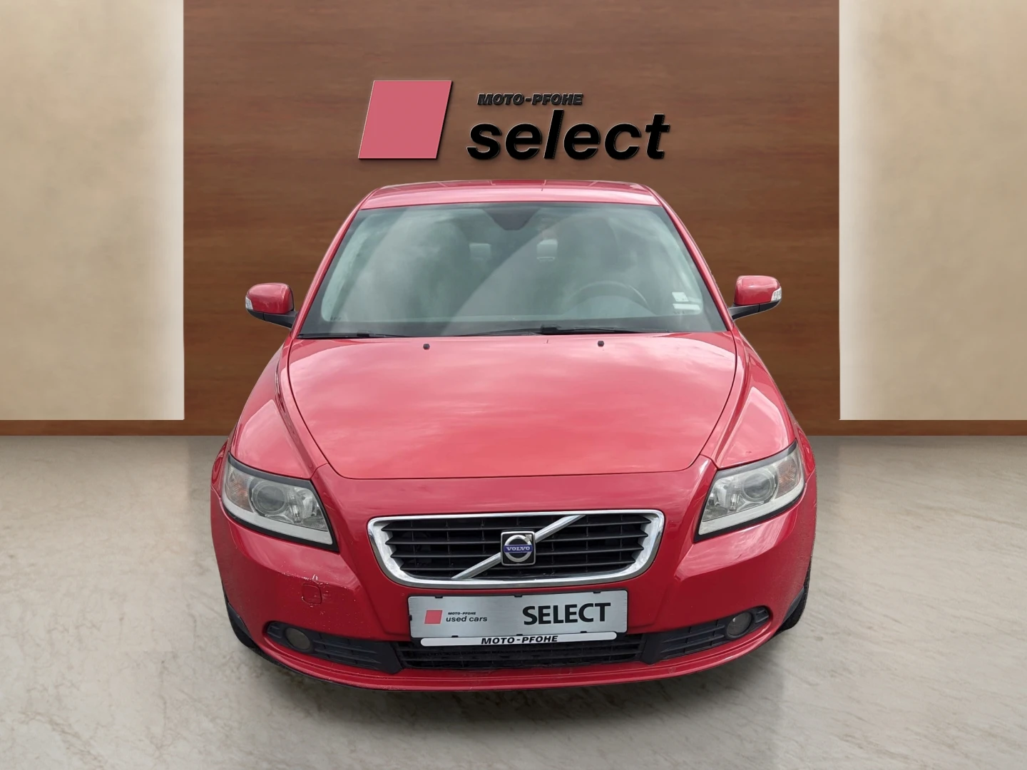 Volvo S40 2.0 - изображение 3