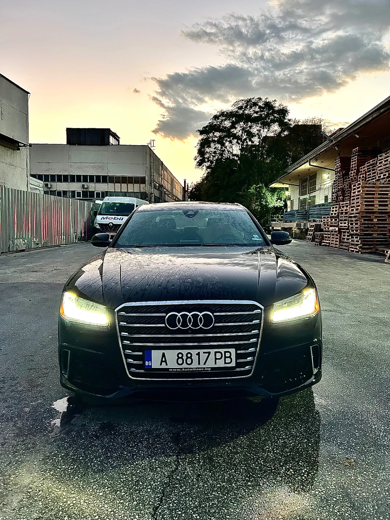 Audi A8  - изображение 2
