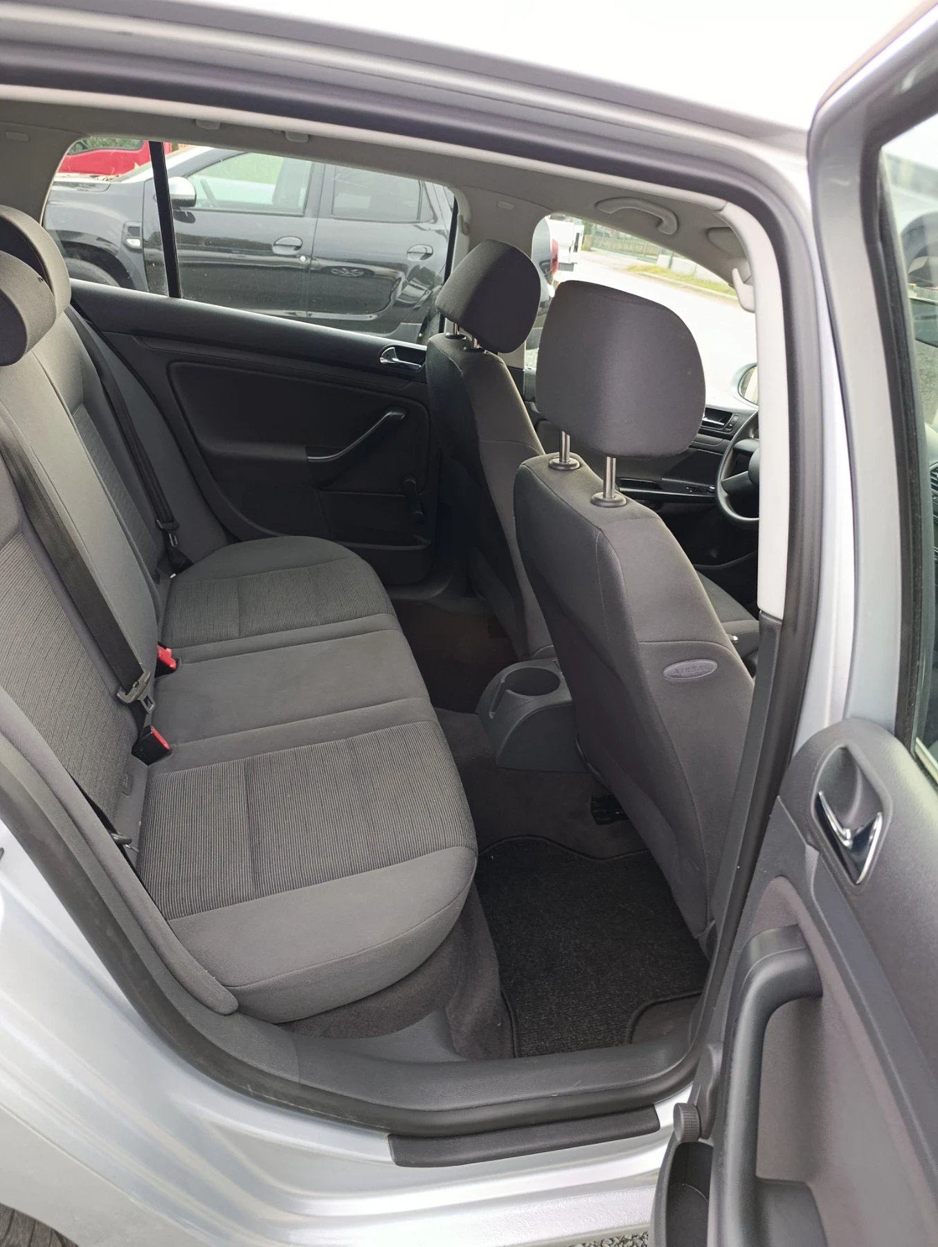 VW Golf | Mobile.bg   14