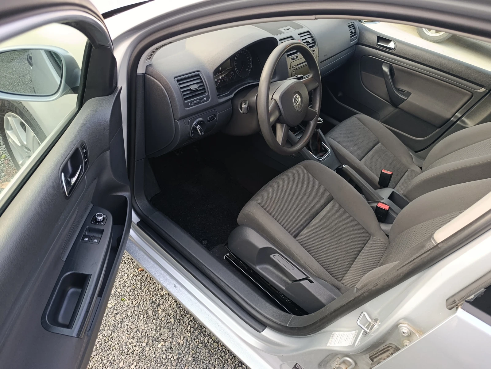 VW Golf | Mobile.bg   9