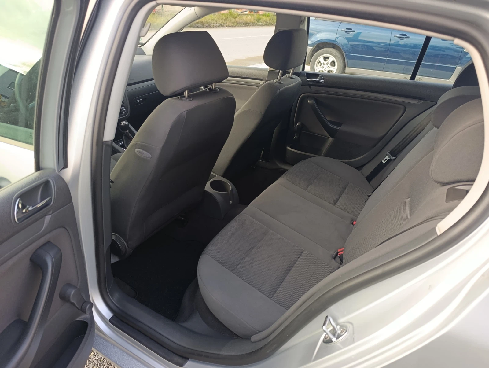 VW Golf | Mobile.bg   13