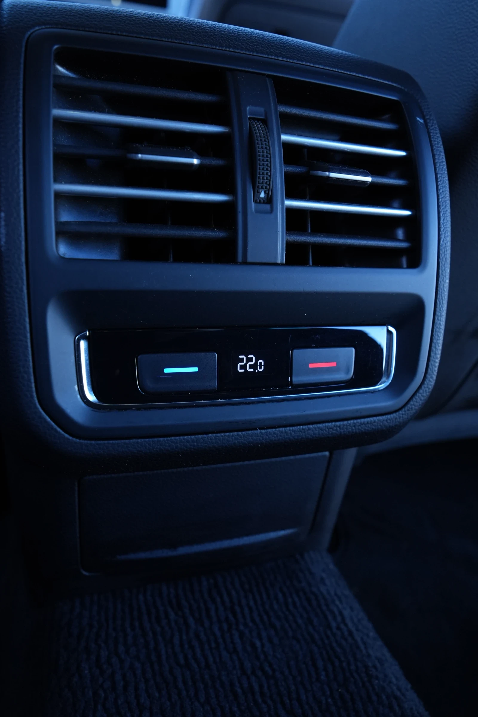 VW Passat B8 - изображение 8