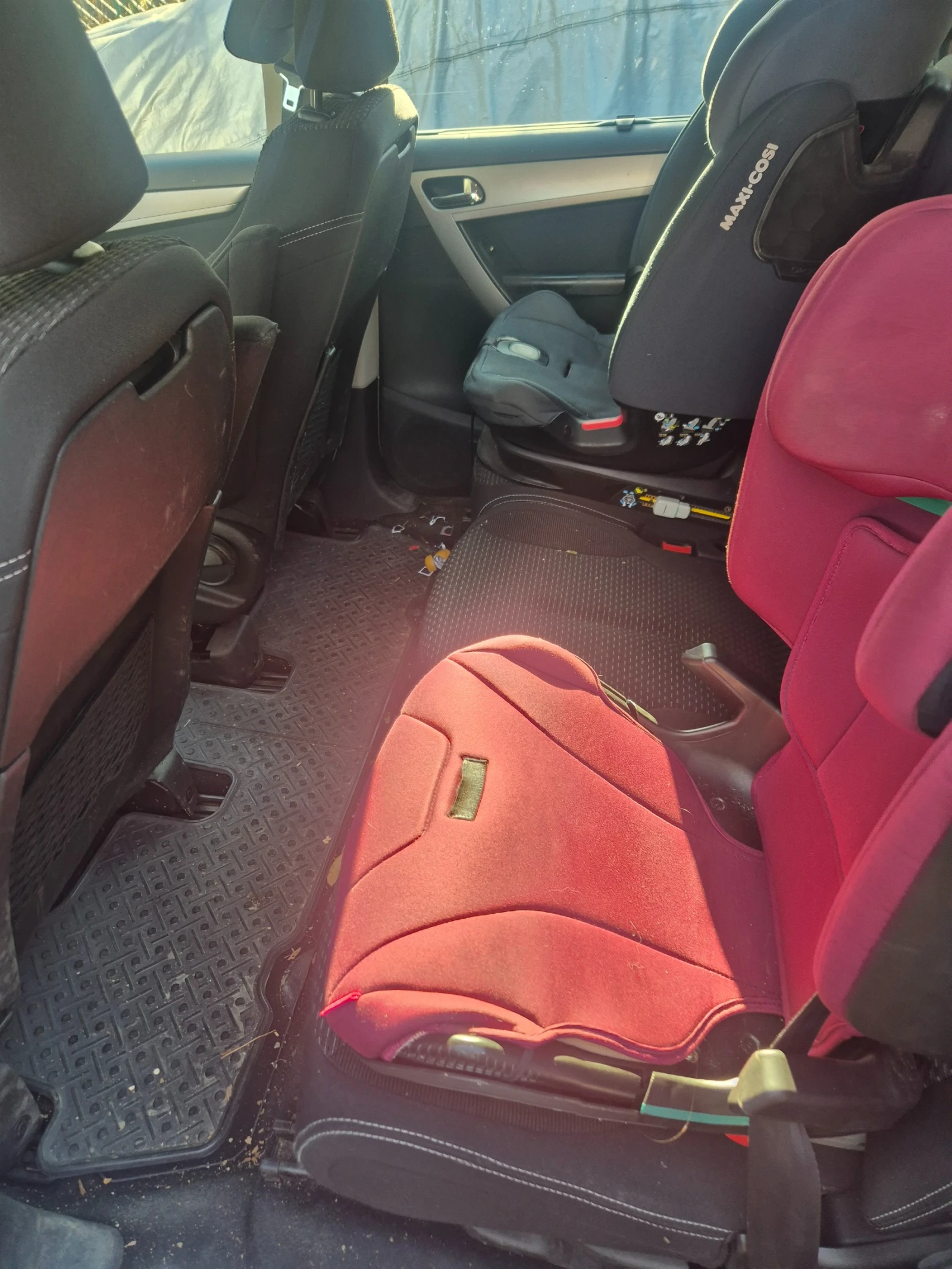 Citroen Grand C4 Picasso, снимка 11 - Автомобили и джипове - 53407465