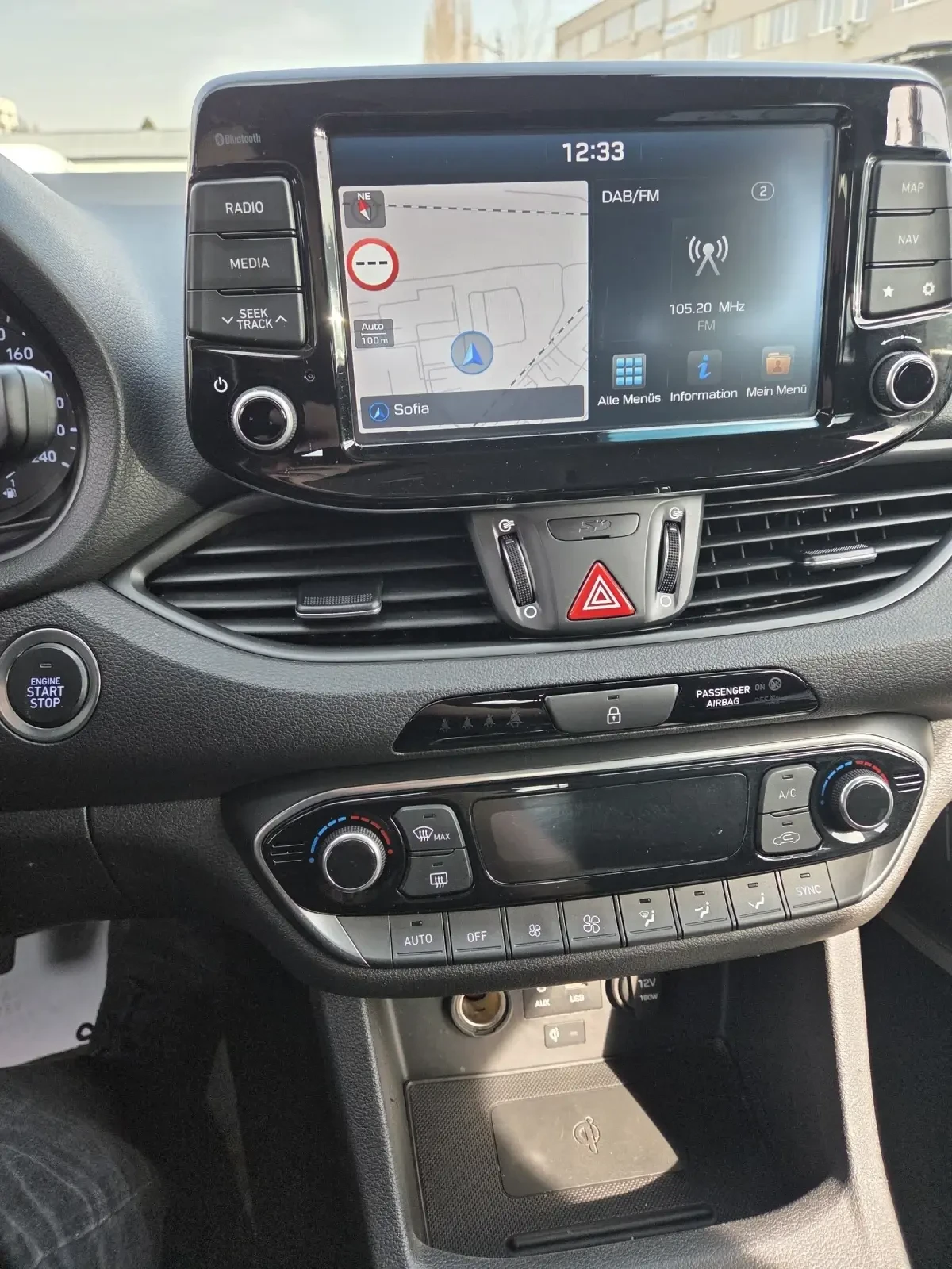 Hyundai I30 Led /Full/BI-XENON/Перфектна за газ, снимка 8 - Автомобили и джипове - 53706416