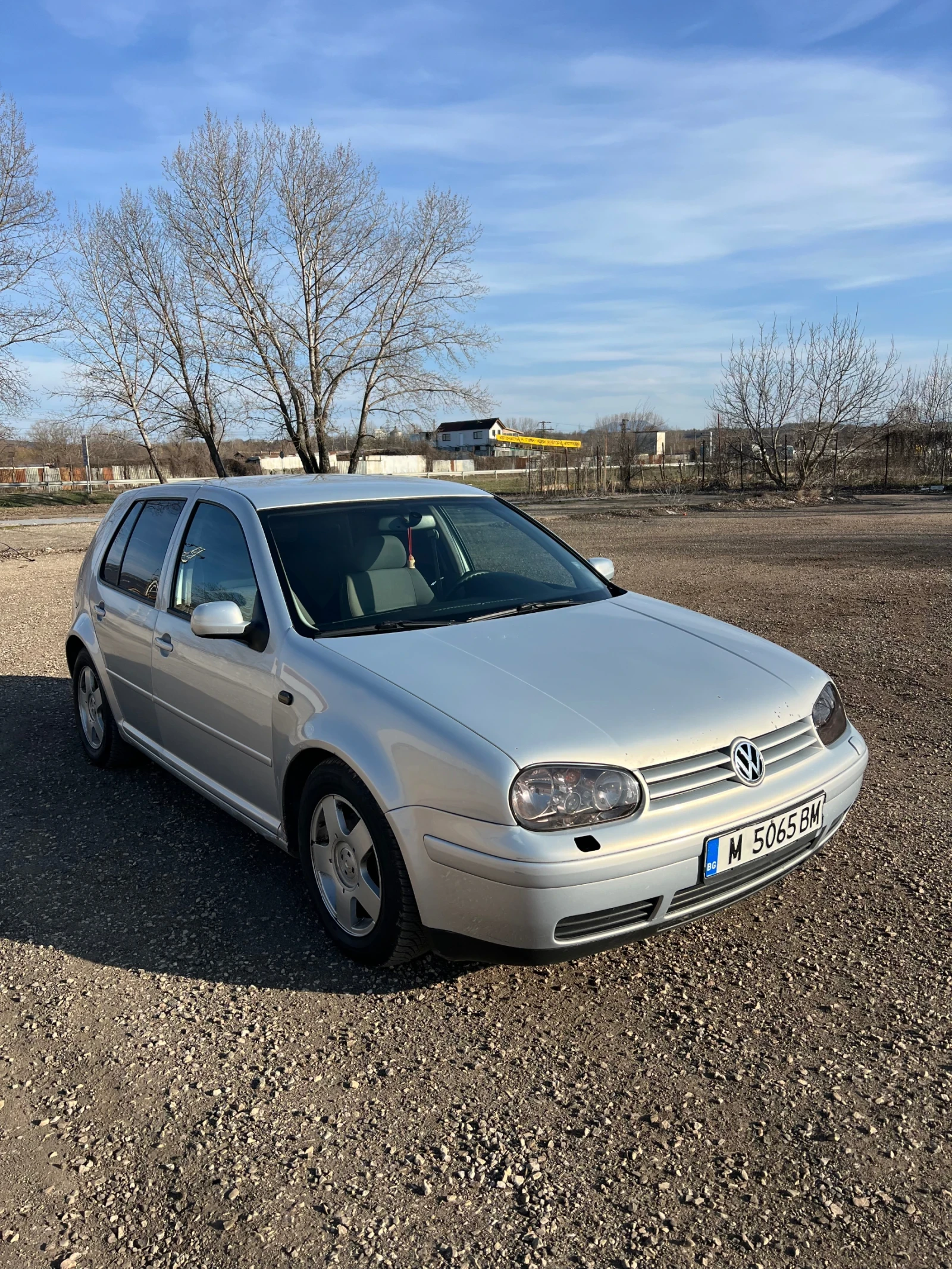 VW Golf, снимка 2 - Автомобили и джипове - 53770733