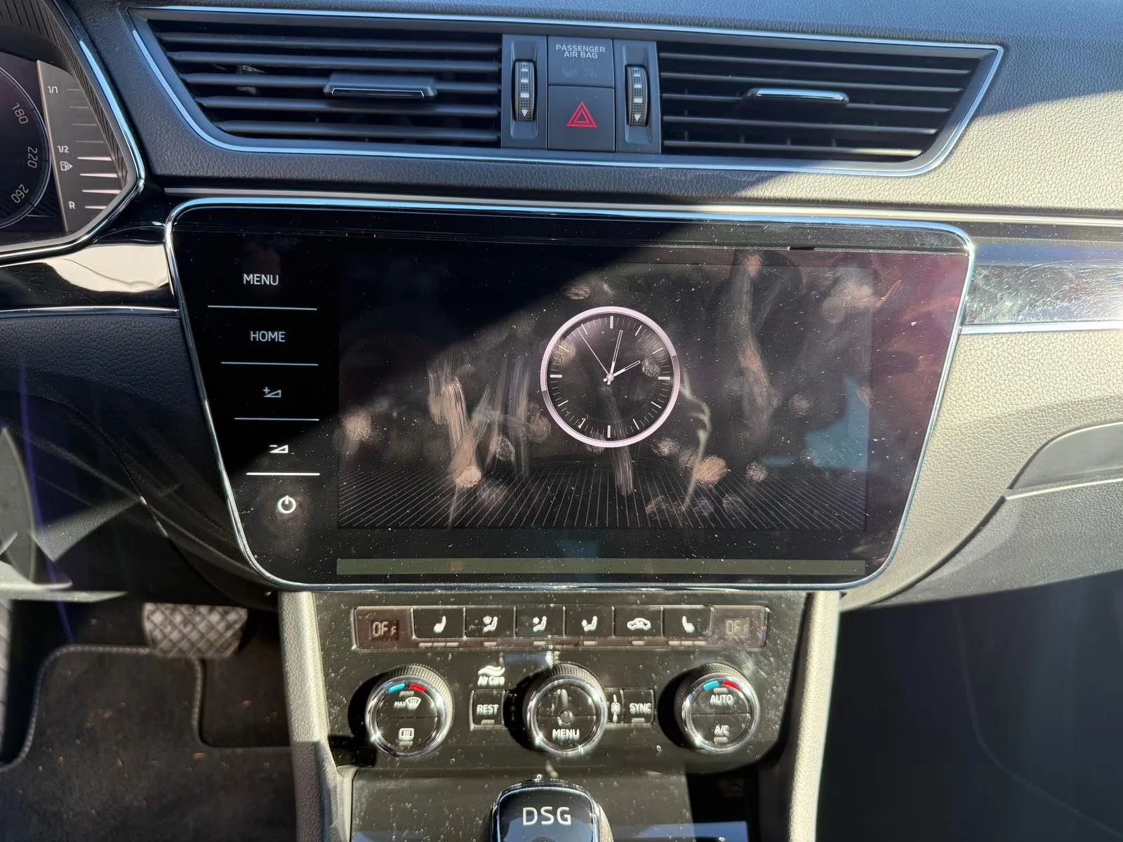 Skoda Superb 2.0TDI/200HP/L&K/PANO/MEMO/CAM/CANTON/173q, снимка 9 - Автомобили и джипове - 54229185