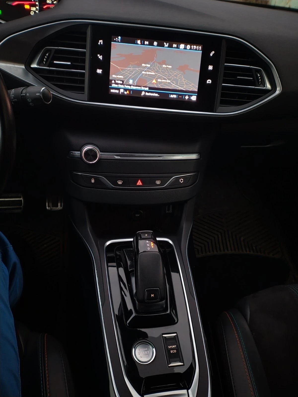 Peugeot 308 BLUE HDI, снимка 15 - Автомобили и джипове - 54386816