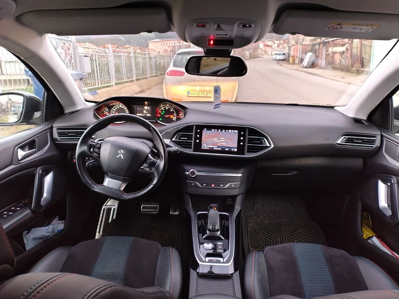 Peugeot 308 BLUE HDI, снимка 8 - Автомобили и джипове - 54386816
