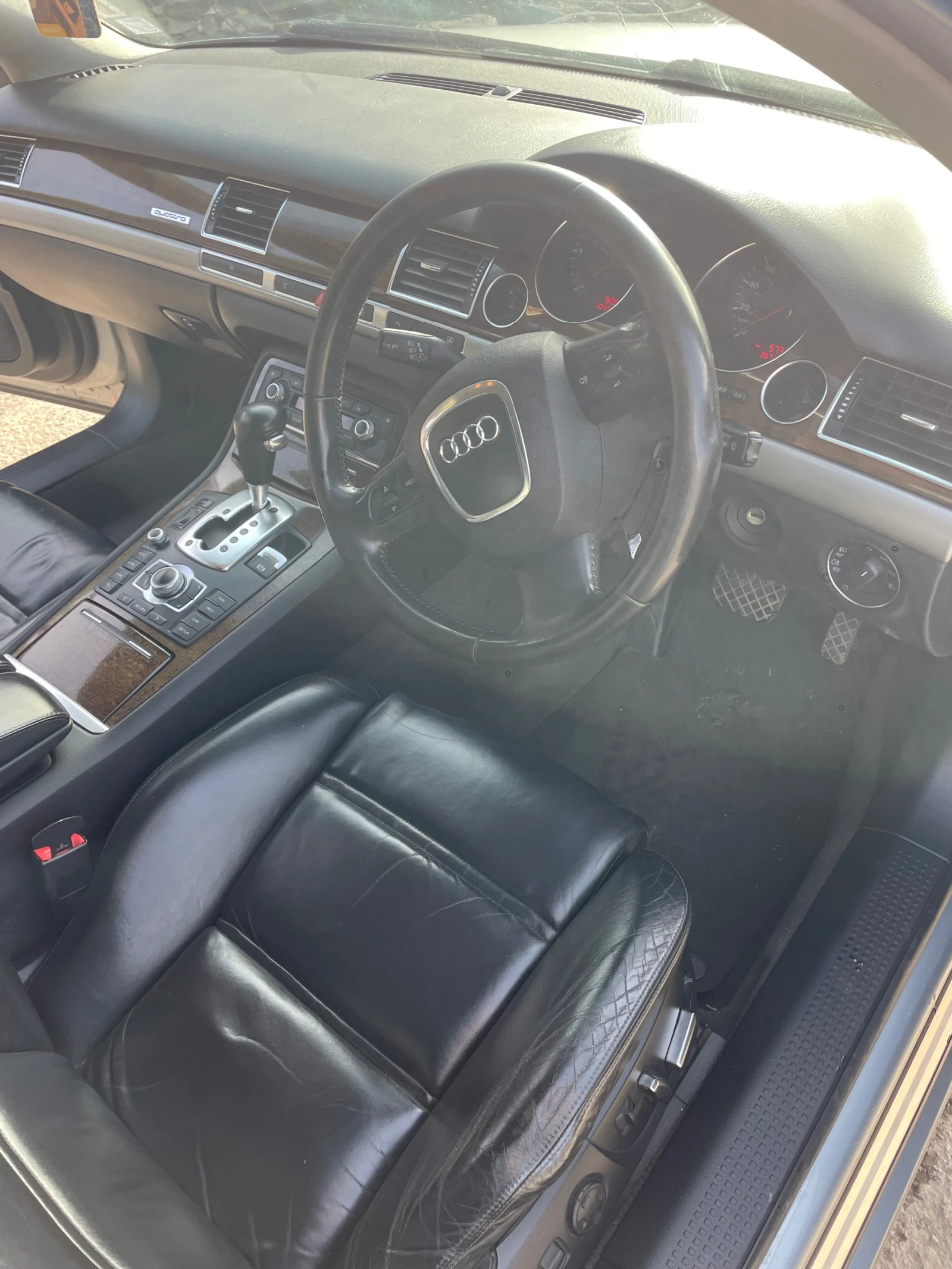 Audi A8, снимка 5 - Автомобили и джипове - 54633018