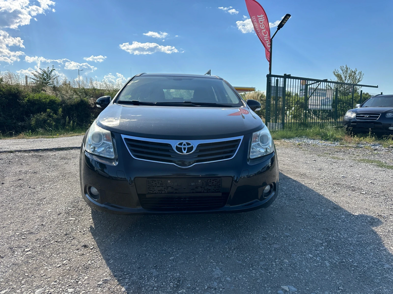 Toyota Avensis 1.8-VVTI-ЕДИН-СОБСТВЕНИК-1Г-Гаранция!, снимка 8 - Автомобили и джипове - 54921832
