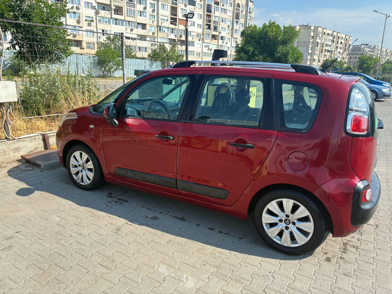 Citroen C3 Picasso, снимка 3 - Автомобили и джипове - 55010496