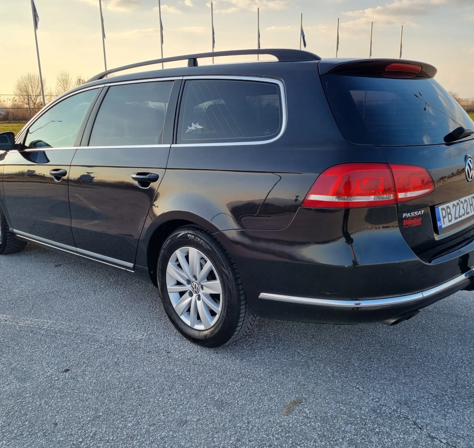 VW Passat 2.0 TDI 140 кс , снимка 3 - Автомобили и джипове - 55184158