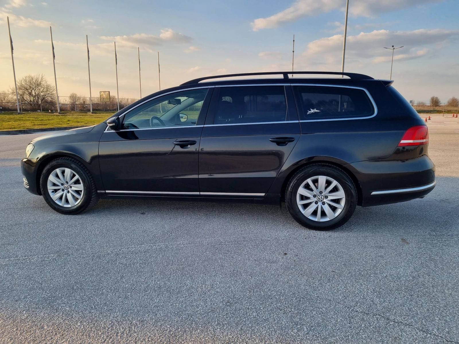 VW Passat 2.0 TDI 140 кс , снимка 2 - Автомобили и джипове - 55184158