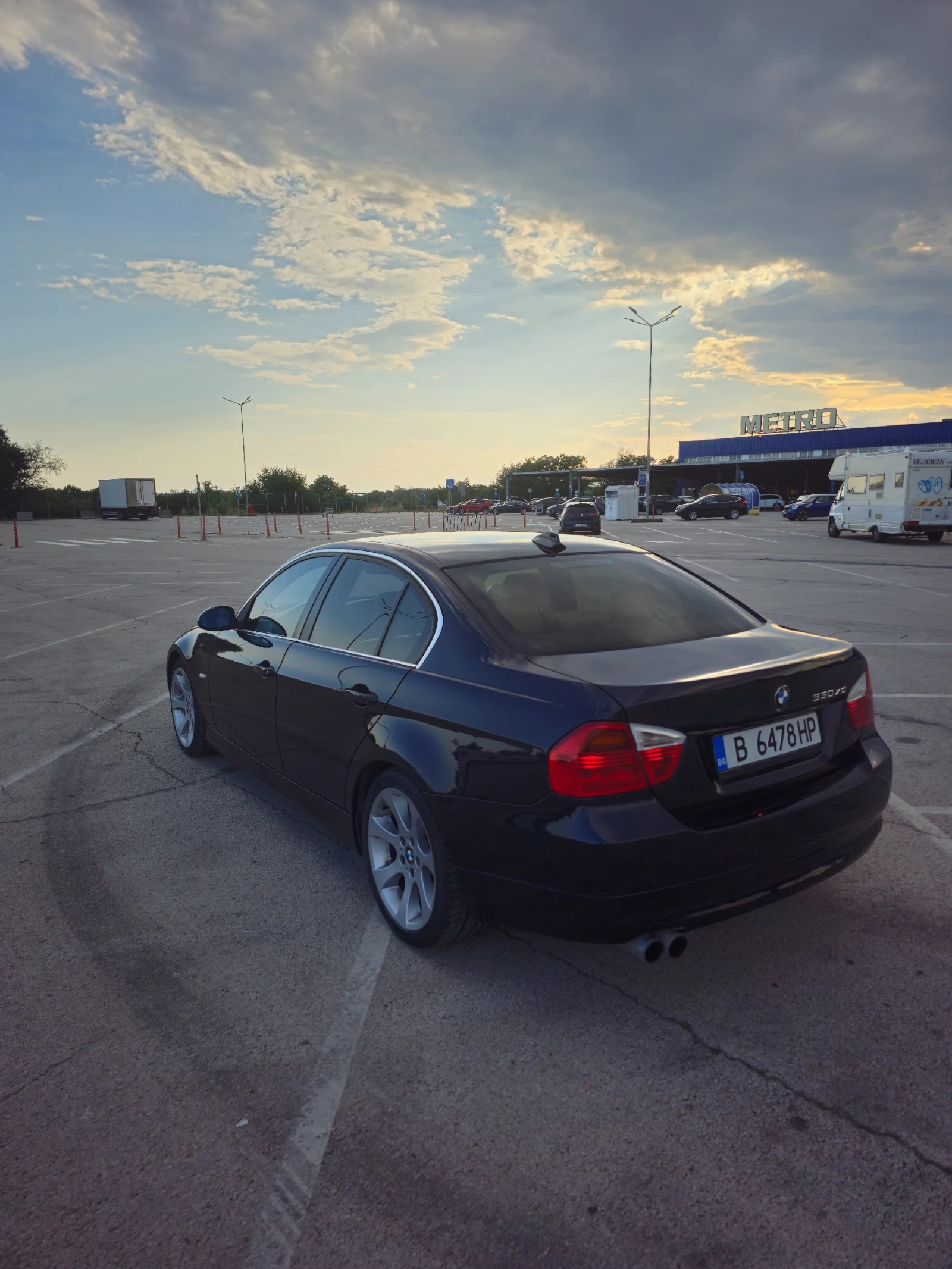 BMW 330 330xd 4x4 Individual, снимка 2 - Автомобили и джипове - 55264225